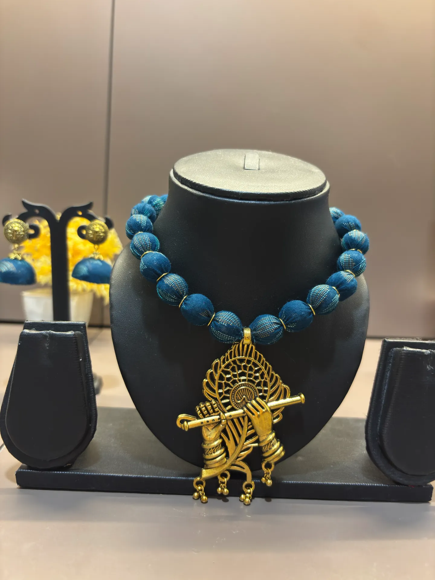 Murali Pendant (Gold)