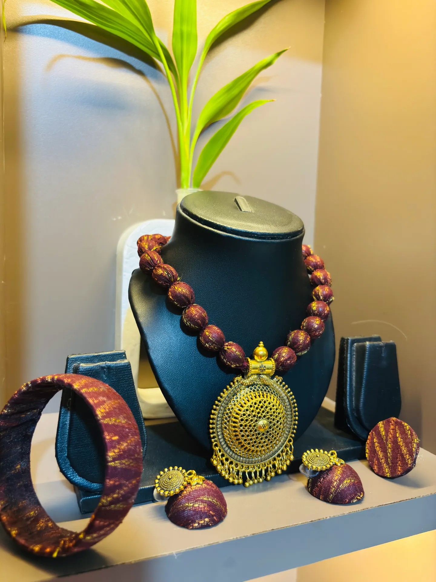 Antique Gold Elegance