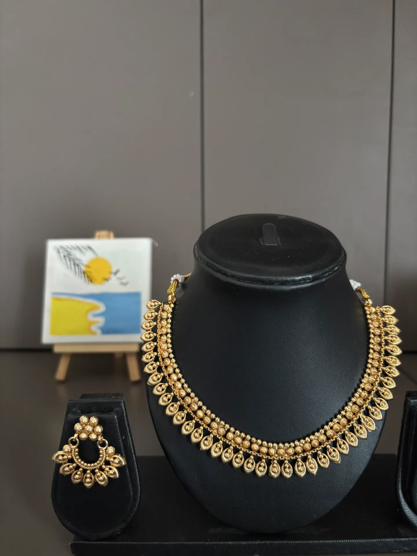 Choker: Royal Antique Lakshmi Choker Set