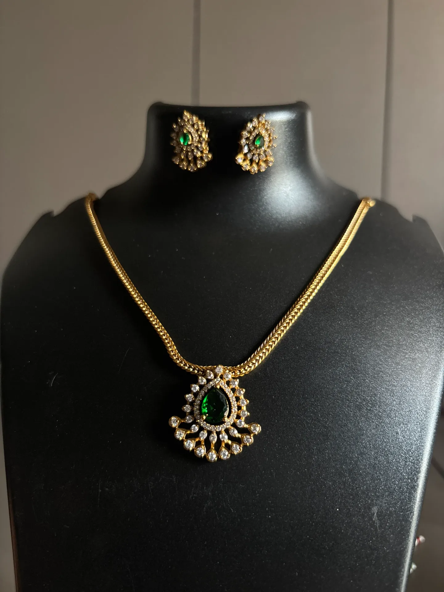 American Diamond Pendant (Green) Set