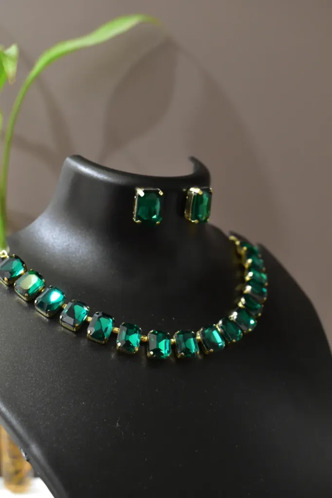 Green Necklace Set with Earrings