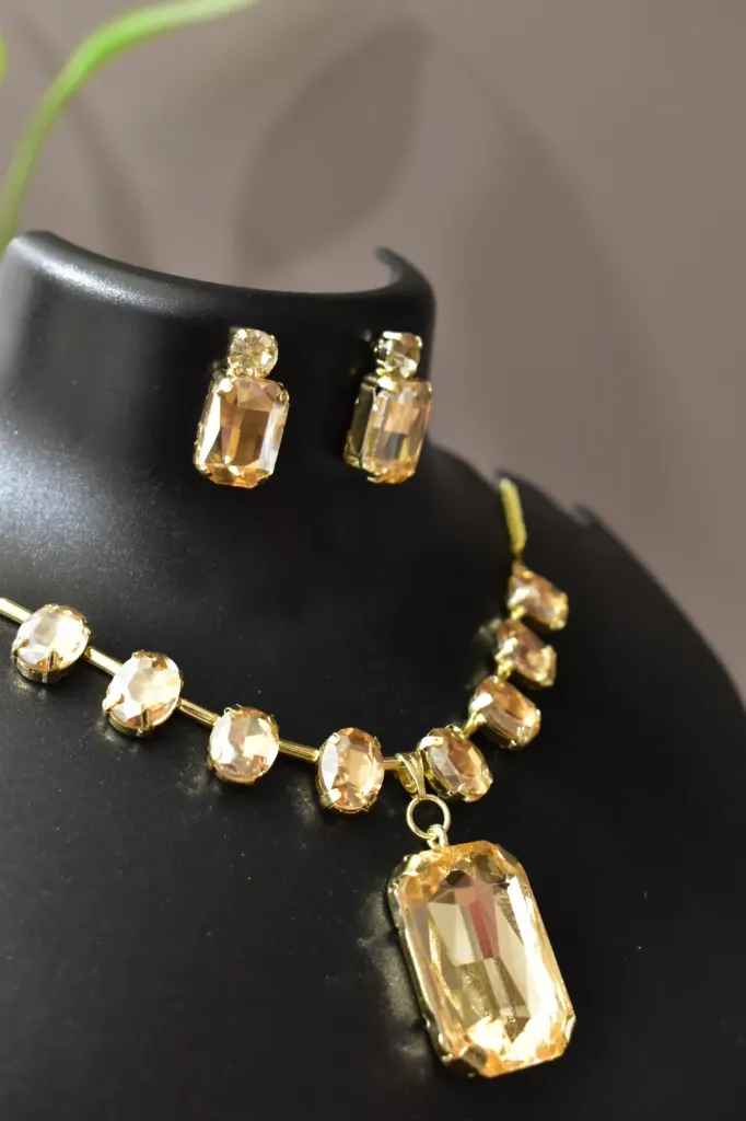 Gold Plated Premium Crystal Set With Earrings